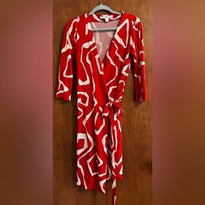 Diane Vaughn Furstenberg, red and white, size 10 silk wrap dress.